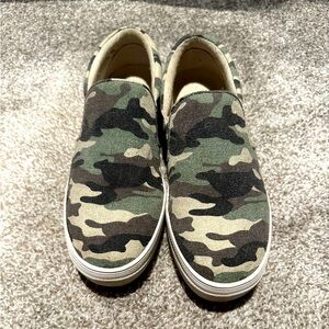 Steve Madden Gillis Shoe